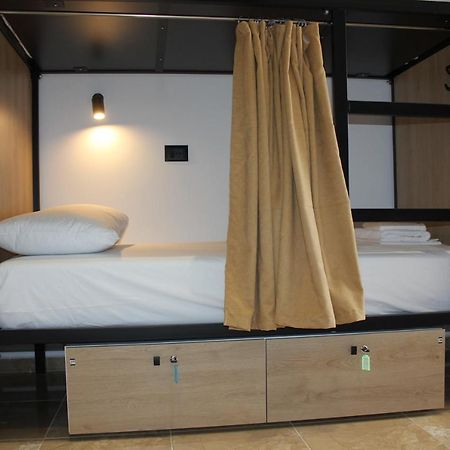 Central Boutique Hostel Sarandë Eksteriør billede