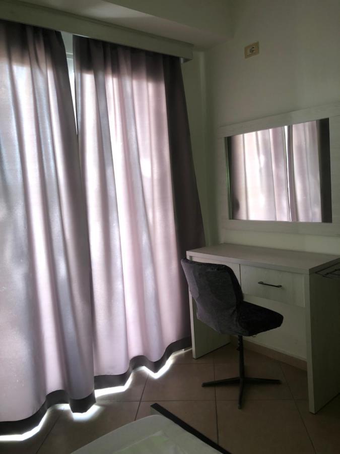 Central Boutique Hostel Sarandë Eksteriør billede